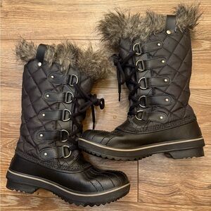 Sorel Cabincore Quilted Black Winter Boots